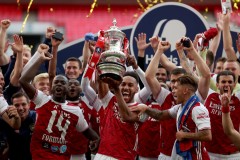 诺丁汉森林VS皇家贝蒂斯：赛季初期困境与战术调整展望